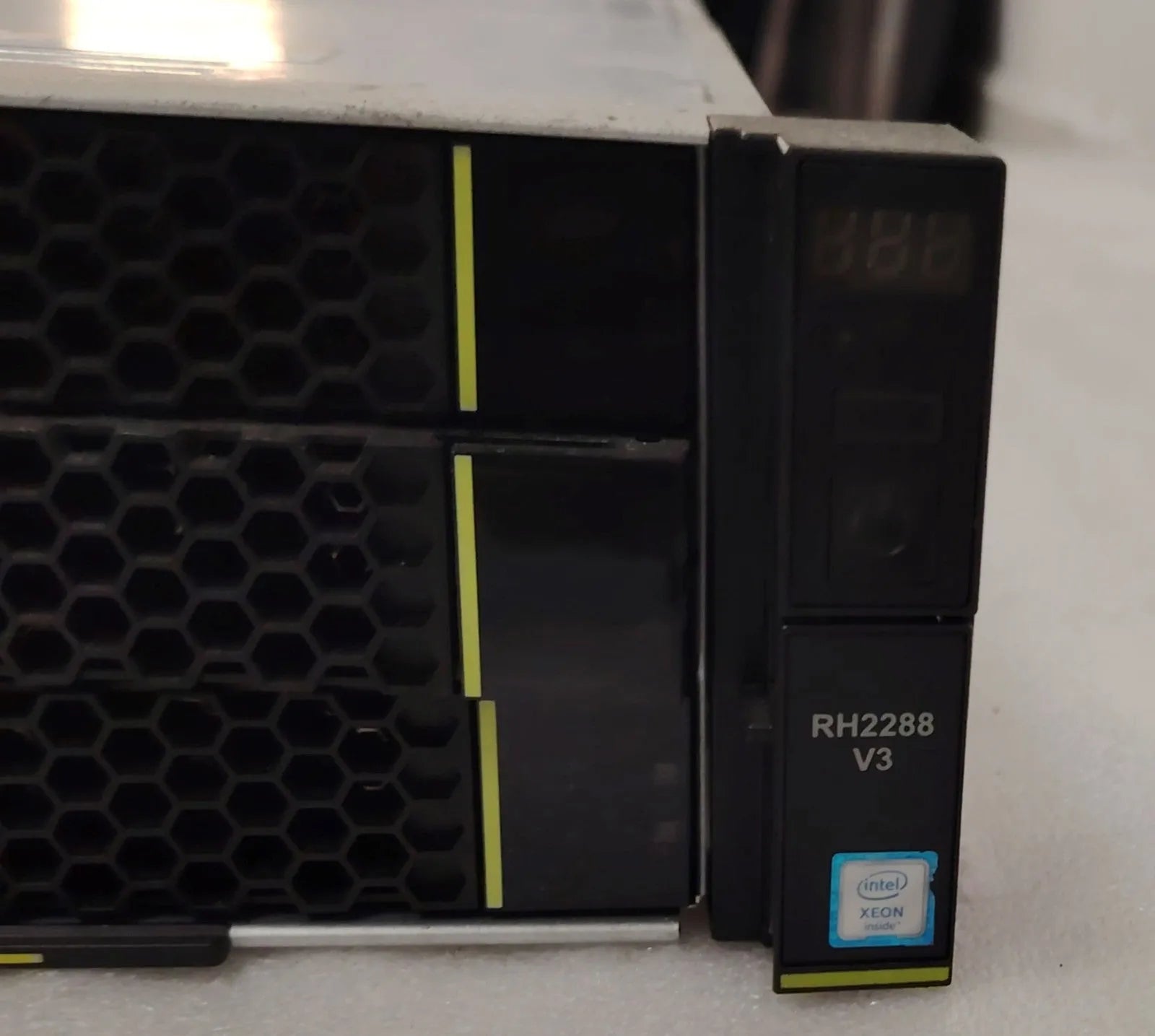 Huawei RH2288 V3 2U Rack Servers – SR130 RAID Controller, Dual-Port 10G NIC, Enterprise-Grade