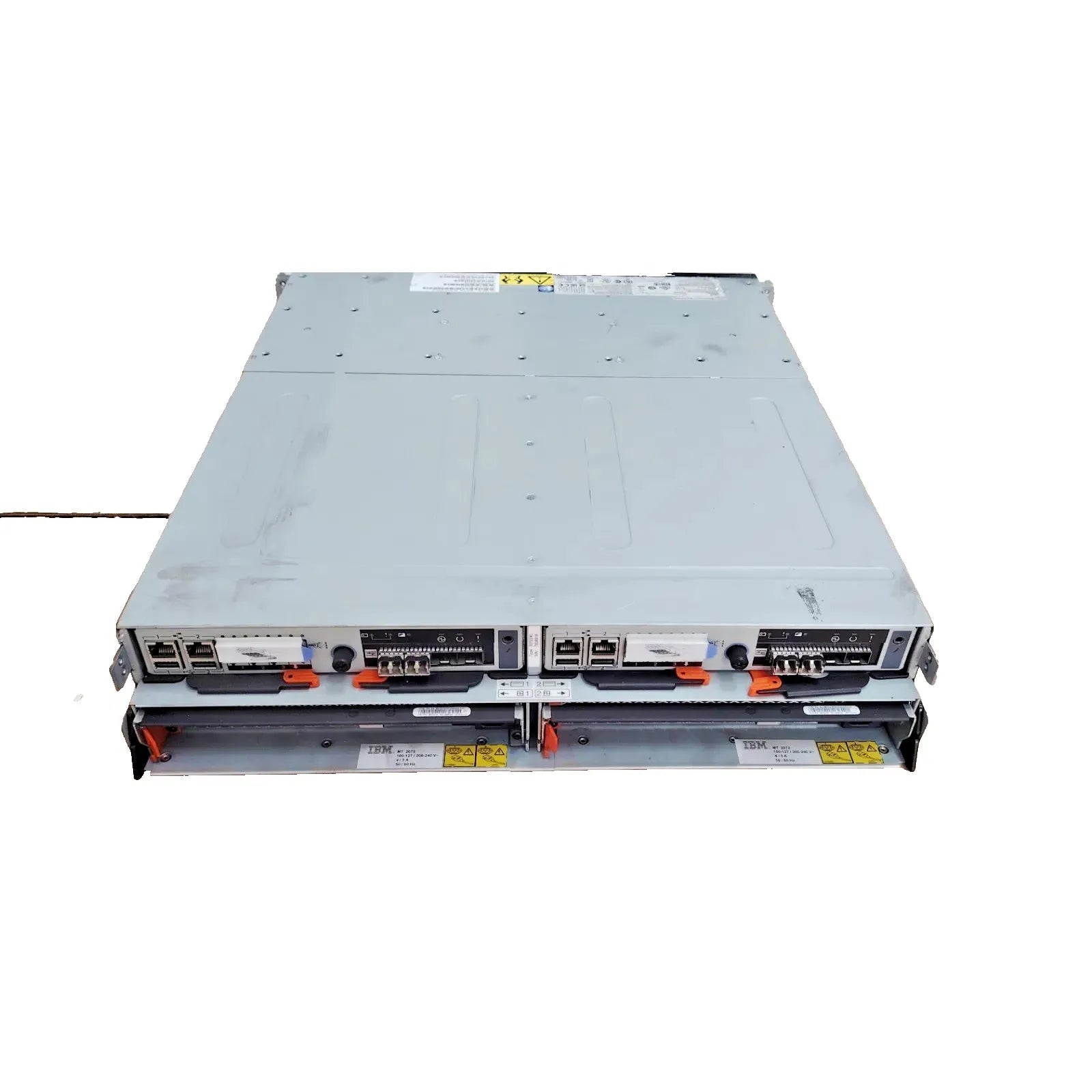 IBM 2072-24C V3700 Storage System with 2x V3700 Controllers No HDD SSD CPU RAM