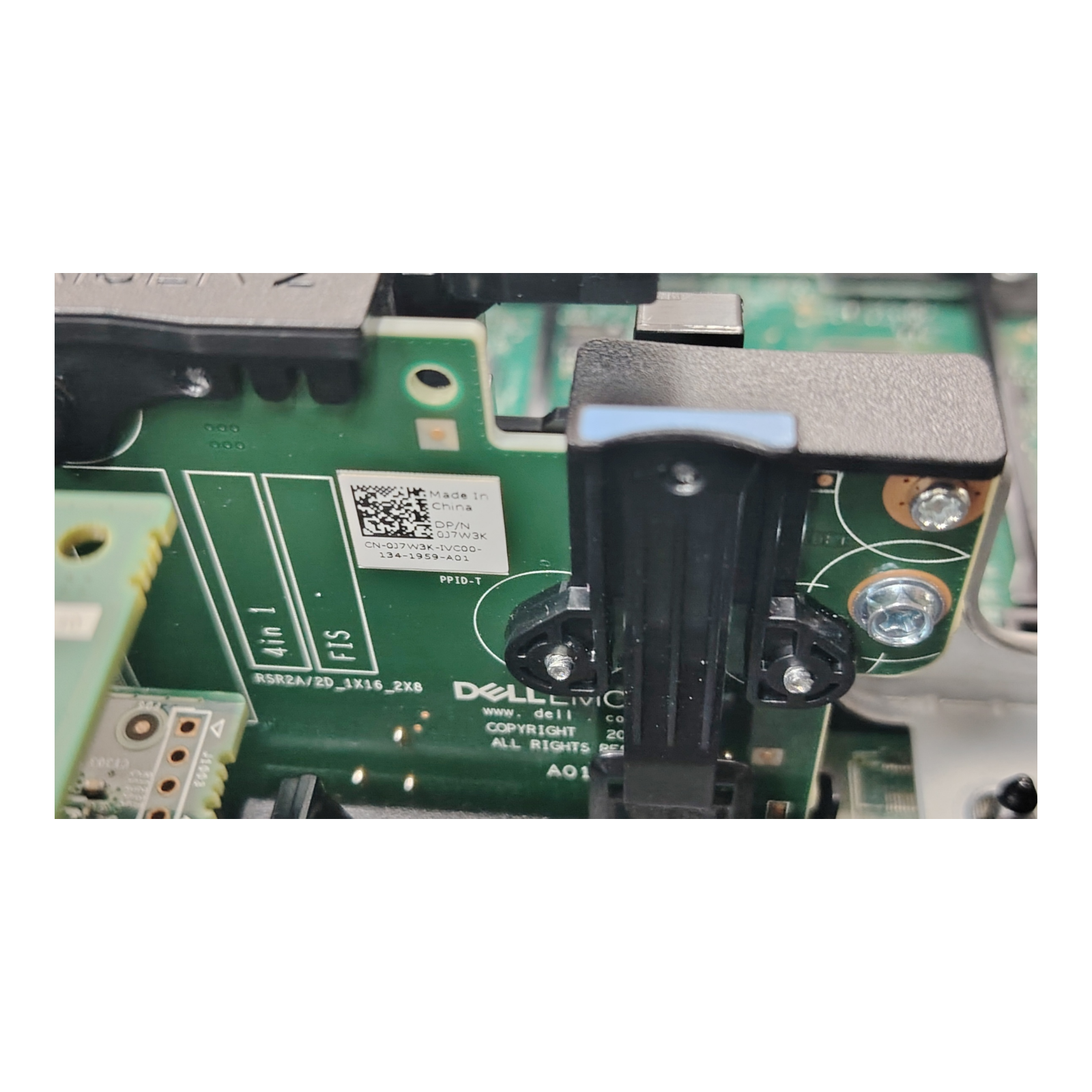 Dell PowerEdge R740xd Rack Server | 2× Intel Xeon Gold 6238R | 2× 480GB SSD | 24-Bay 2.5" | HBA RAID | 750W PSU