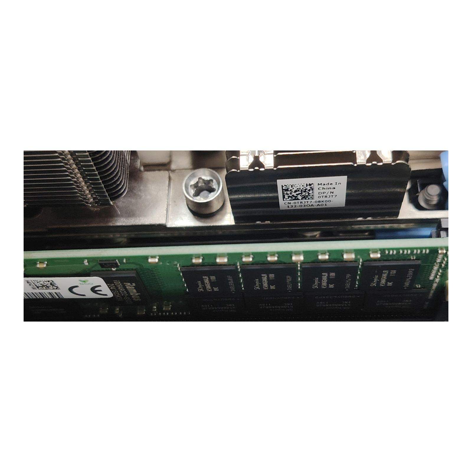 Dell PowerEdge R740xd Rack Server | 2× Intel Xeon Gold 6238R | 2× 480GB SSD | 24-Bay 2.5" | HBA RAID | 750W PSU