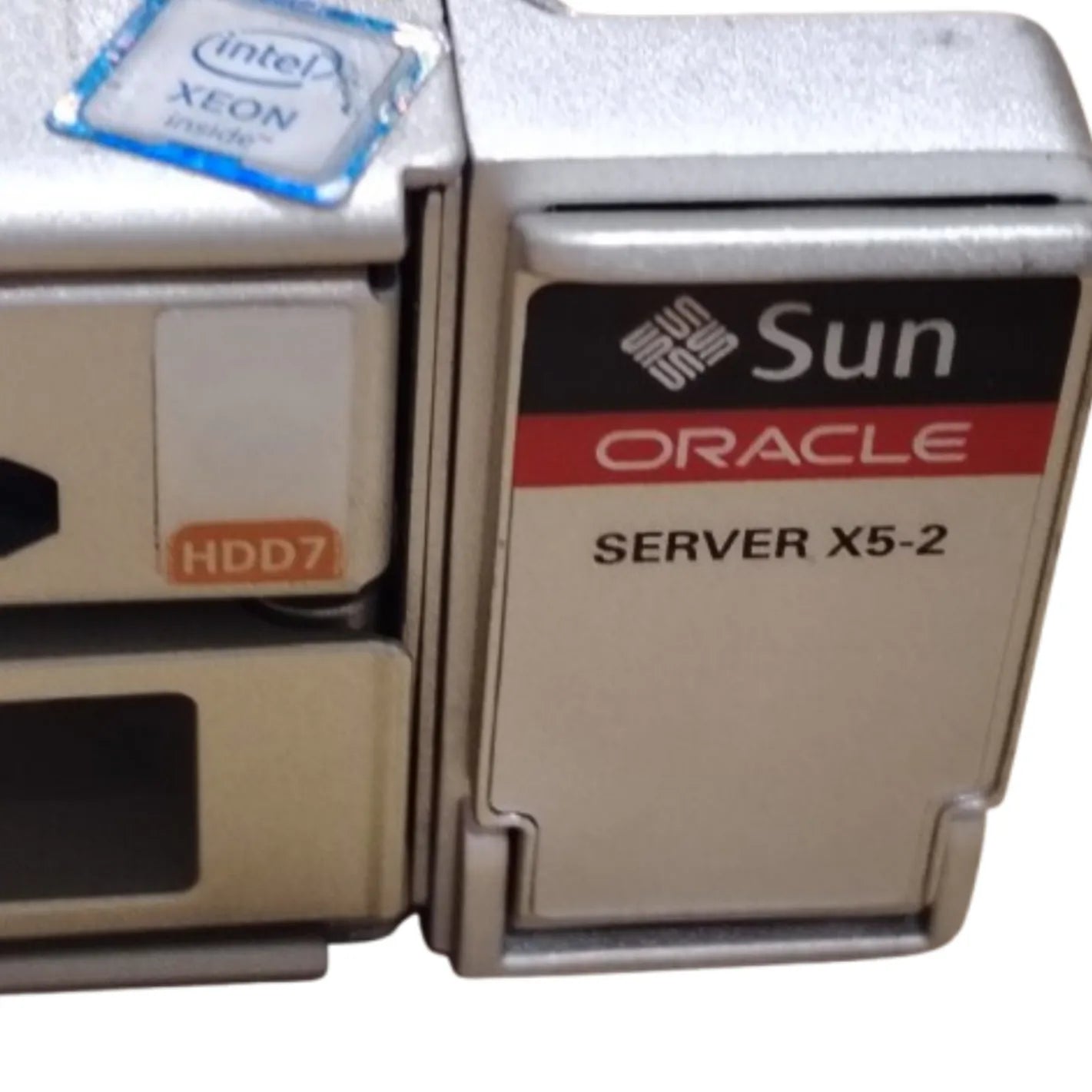 Lot of 4 server Oracle Sun X5-2 Server No CPU RAM HDD